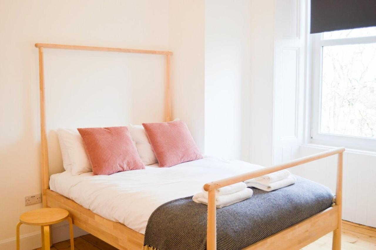 Modern 1 Bedroom Flat In The Heart Of Edinburgh Ngoại thất bức ảnh